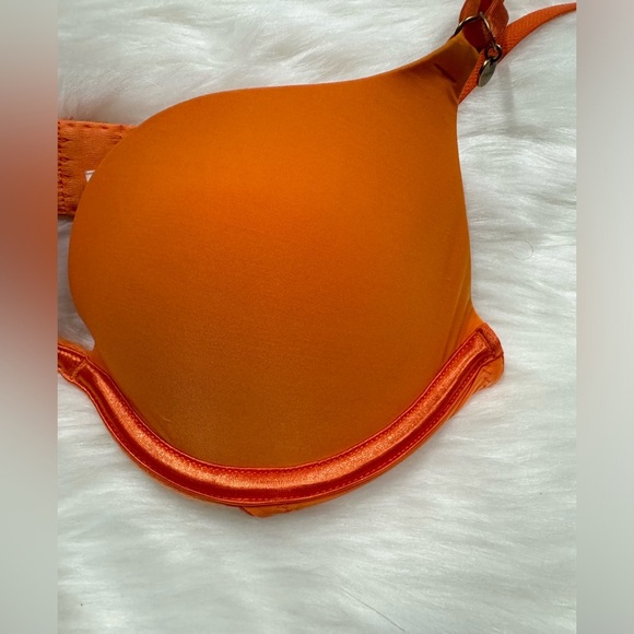 Very Sexy Victorias Secret Push up Bra and Pantie - Picture 4 of 12